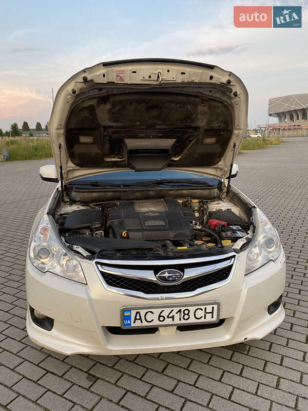 Универсал Subaru Legacy 2012 в Львове
