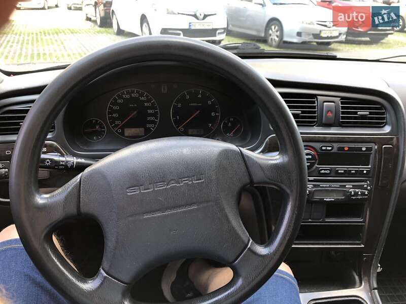Седан Subaru Legacy 2002 в Києві