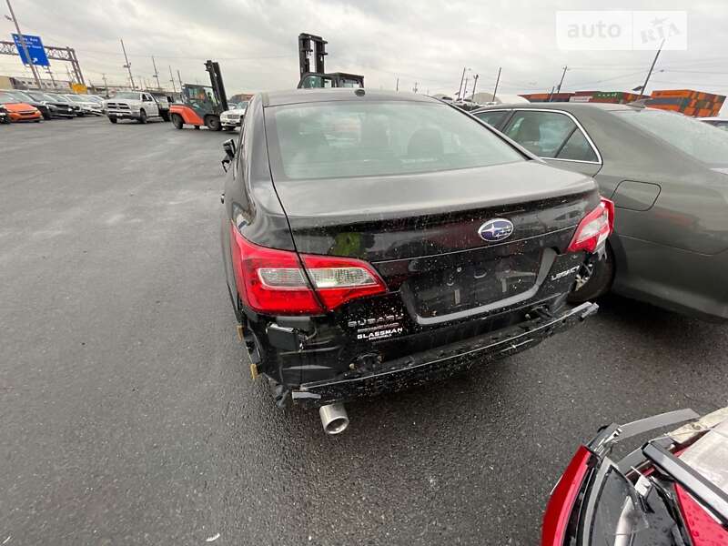 Седан Subaru Legacy 2015 в Виннице