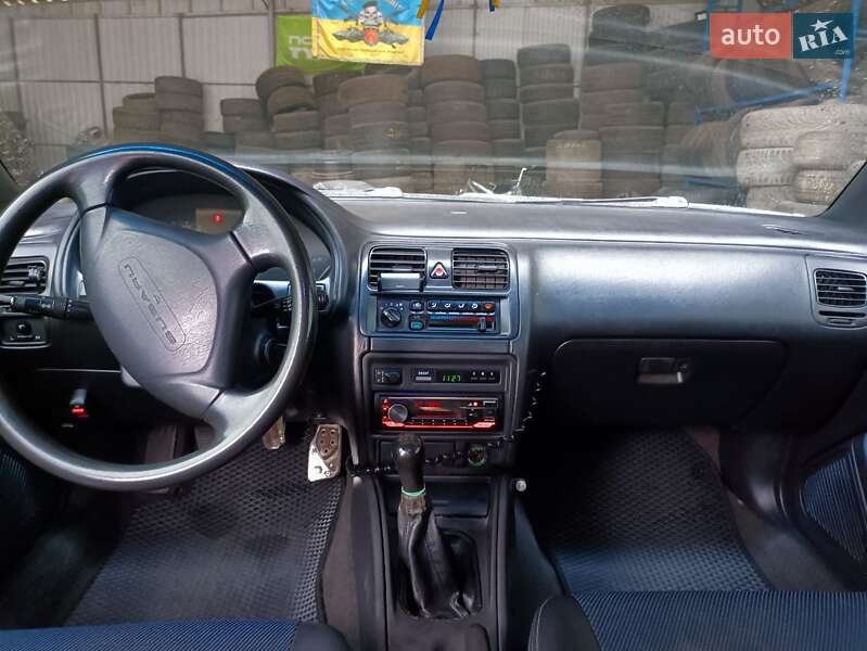 Седан Subaru Legacy 1997 в Днепре