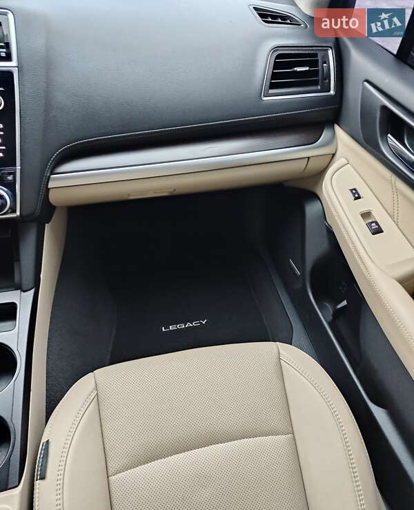 Седан Subaru Legacy 2018 в Днепре