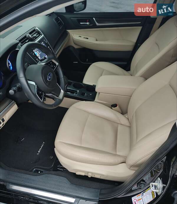 Седан Subaru Legacy 2018 в Днепре