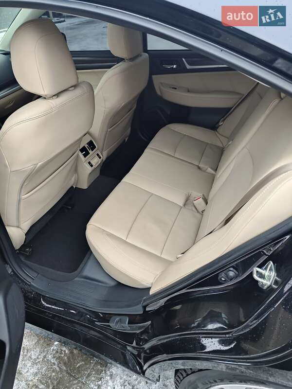 Седан Subaru Legacy 2018 в Днепре