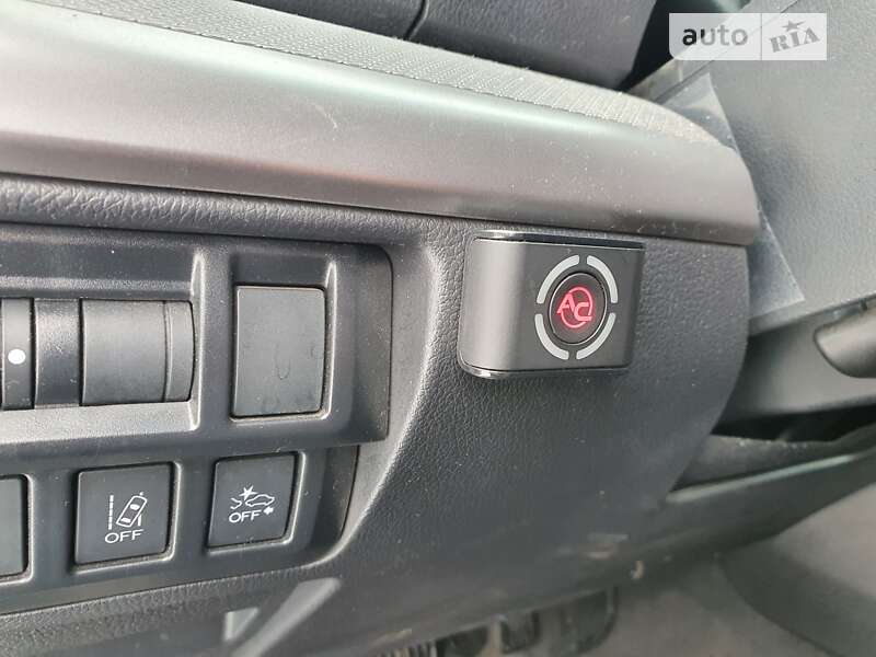 Седан Subaru Legacy 2018 в Киеве