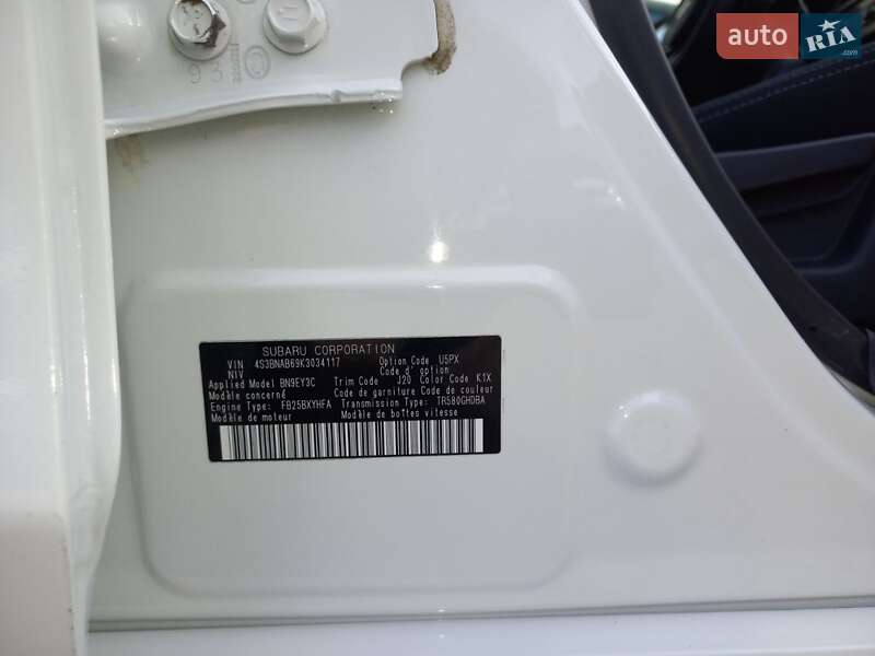 Седан Subaru Legacy 2019 в Черновцах