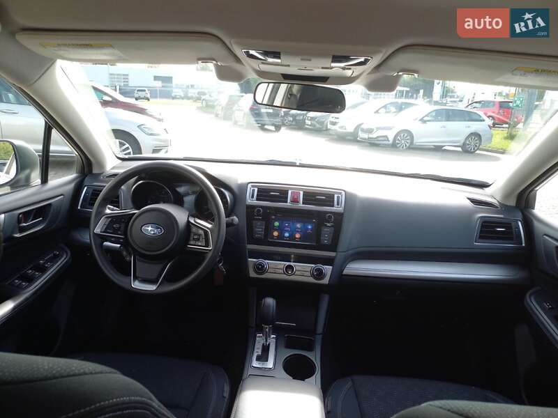 Седан Subaru Legacy 2019 в Черновцах