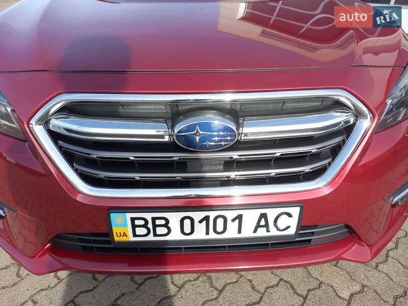 Седан Subaru Legacy 2017 в Черновцах