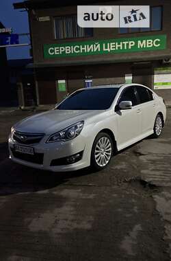 Седан Subaru Legacy 2013 в Харкові