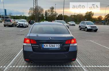 Седан Subaru Legacy 2013 в Киеве