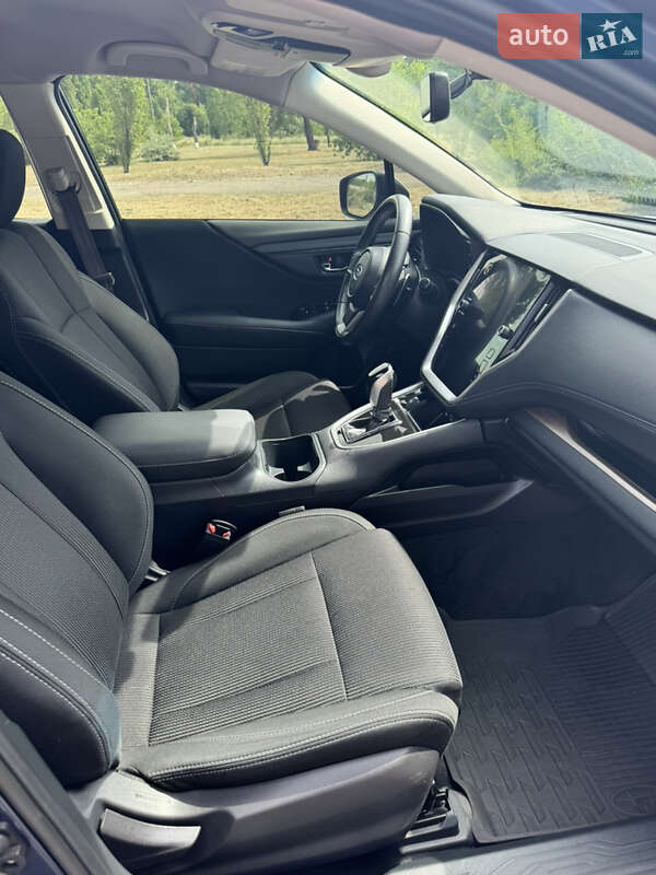 Седан Subaru Legacy 2022 в Кам'янському