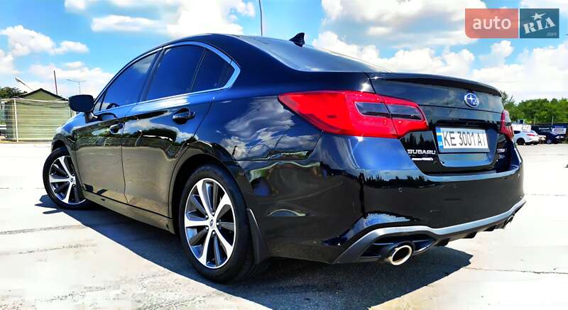 Седан Subaru Legacy 2018 в Днепре
