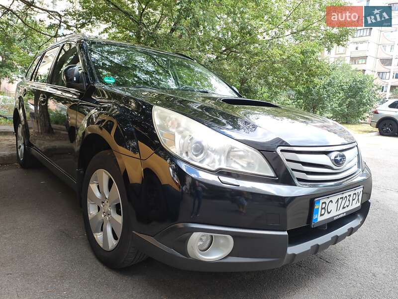 Універсал Subaru Legacy 2011 в Києві