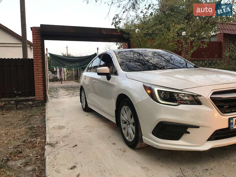 Седан Subaru Legacy 2015 в Новому Бузі