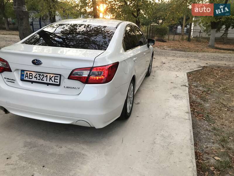 Седан Subaru Legacy 2015 в Новому Бузі