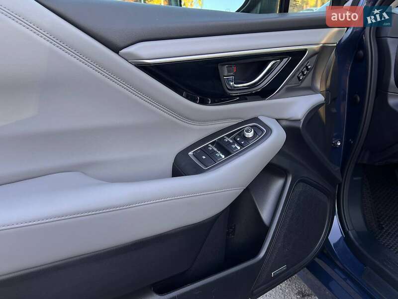 Седан Subaru Legacy 2023 в Кременчуге