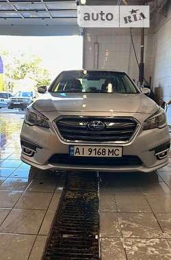 Седан Subaru Legacy 2017 в Киеве