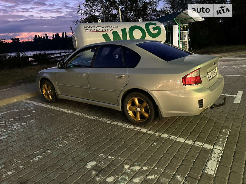 Седан Subaru Legacy 2009 в Киеве