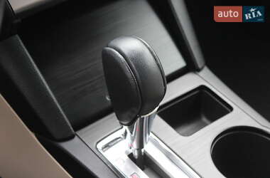 Седан Subaru Legacy 2014 в 