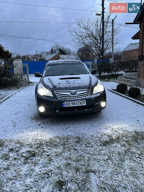 Універсал Subaru Legacy 2010 в Вінниці