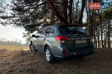Универсал Subaru Legacy 2011 в 