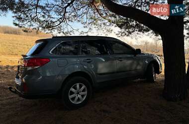 Универсал Subaru Legacy 2011 в 