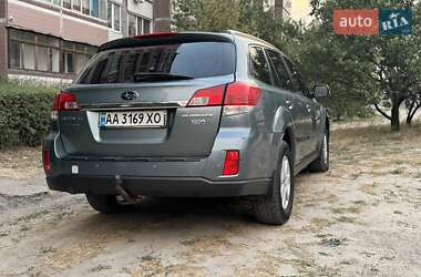 Универсал Subaru Legacy 2011 в 
