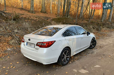 Седан Subaru Legacy 2015 в Львові