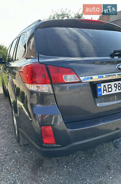 Універсал Subaru Legacy 2010 в Вінниці