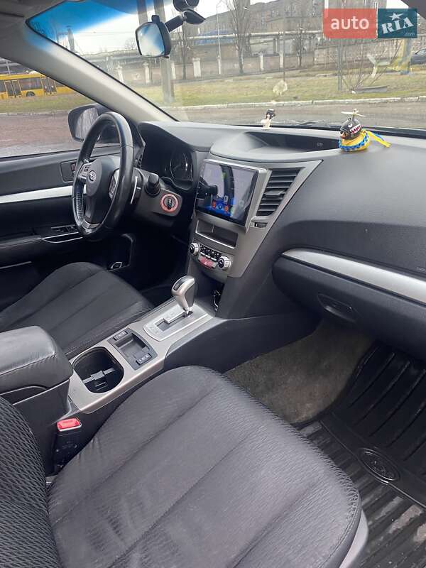 Седан Subaru Legacy 2012 в Киеве