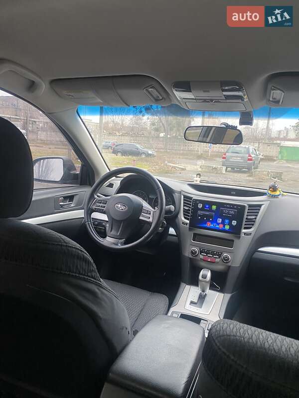 Седан Subaru Legacy 2012 в Киеве