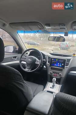 Седан Subaru Legacy 2012 в 