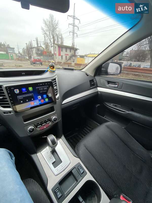 Седан Subaru Legacy 2012 в Киеве