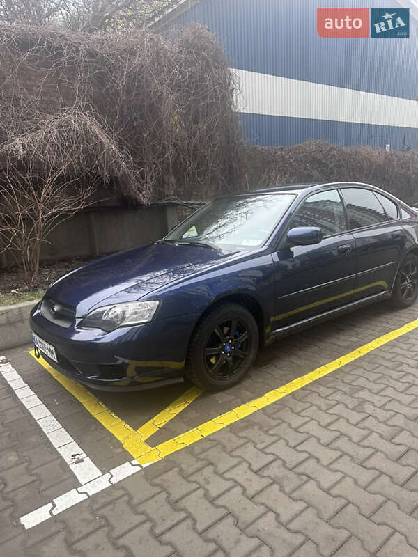 Subaru Legacy 2004