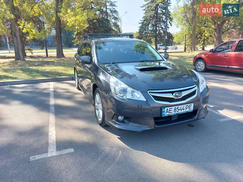 Subaru Legacy 2012