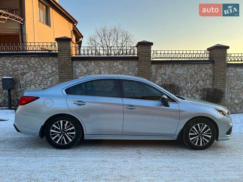 Subaru Legacy 2018