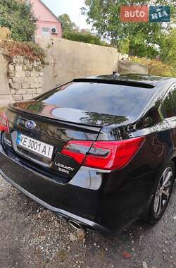 Седан Subaru Legacy 2018 в 