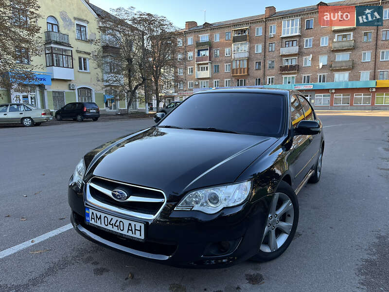 Седан Subaru Legacy 2008 в Коростене