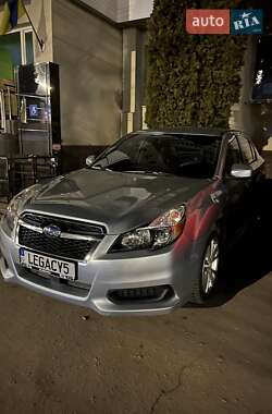 Седан Subaru Legacy 2013 в 