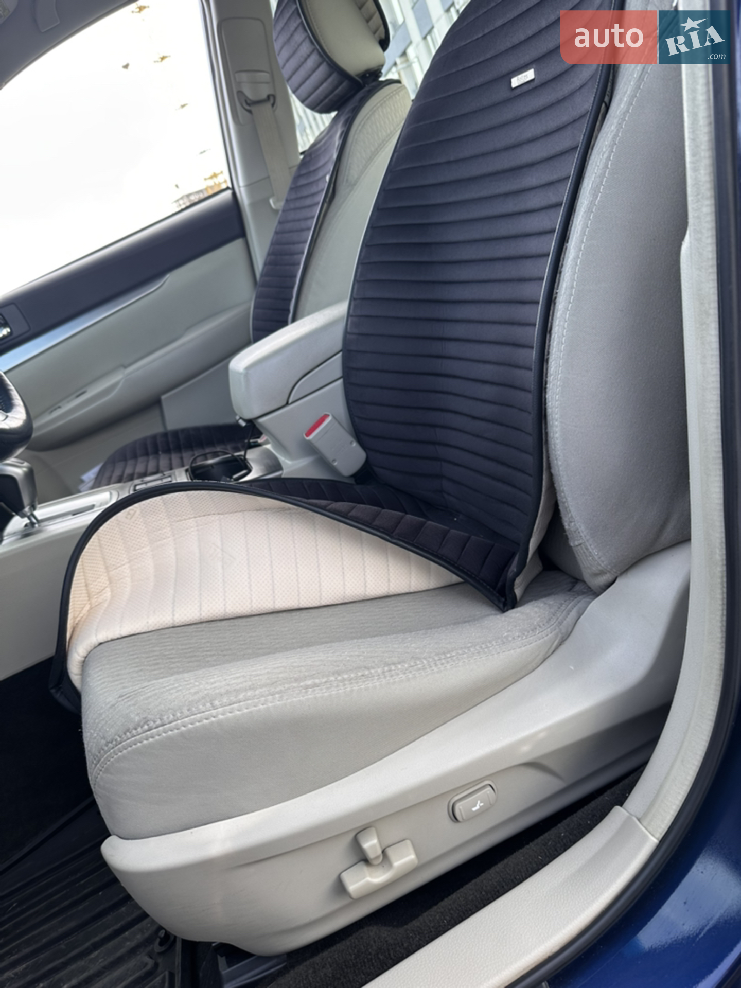 2011 Subaru Legacy - мініатюра 12
