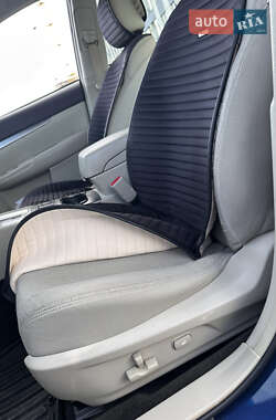 Седан Subaru Legacy 2011 в 