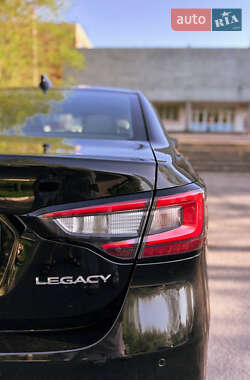 Седан Subaru Legacy 2019 в 