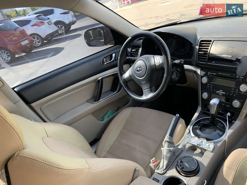 Седан Subaru Legacy 2007 в Киеве