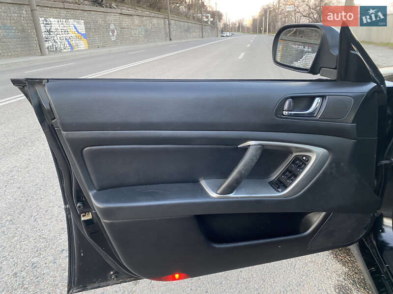 Седан Subaru Legacy 2007 в Дніпрі