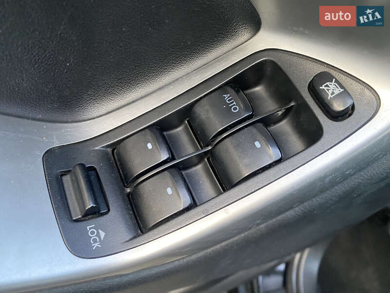 Седан Subaru Legacy 2007 в Дніпрі