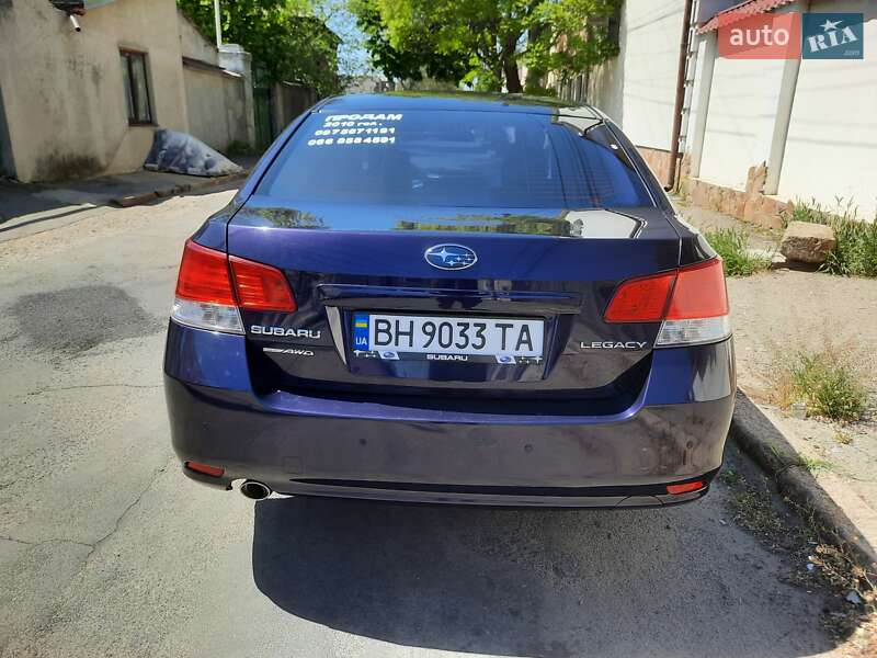 Седан Subaru Legacy 2010 в Одессе