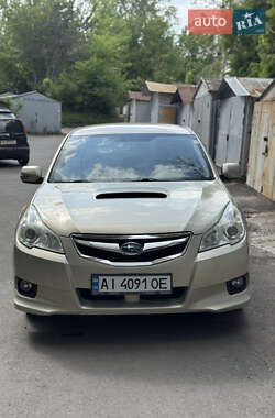 Универсал Subaru Legacy 2010 в 