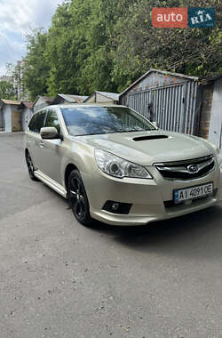 Универсал Subaru Legacy 2010 в 
