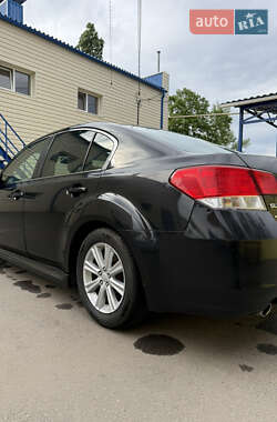 Седан Subaru Legacy 2012 в 