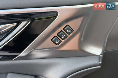 Седан Subaru Legacy 2023 в 