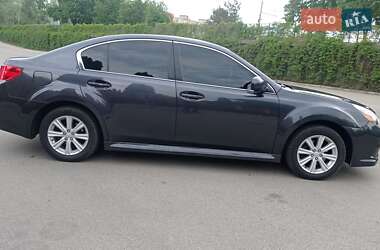 Седан Subaru Legacy 2012 в 